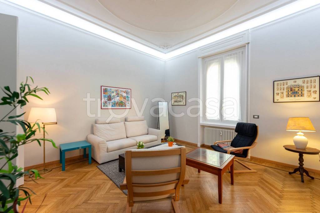 appartamento in affitto a Genova in zona Castelletto