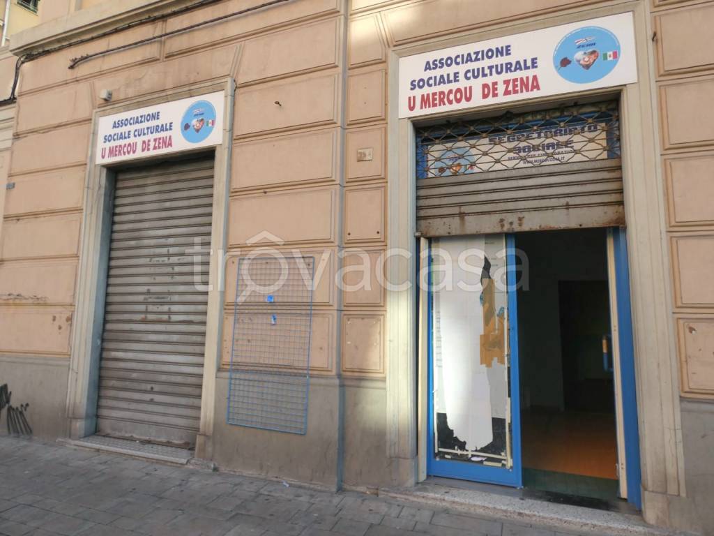 negozio in affitto a Genova in zona Cornigliano