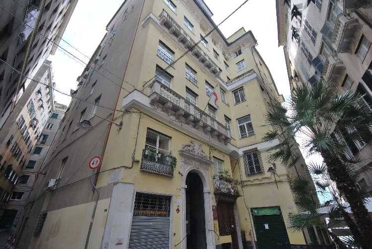 appartamento in affitto a Genova in zona Sottoripa / Maddalena / Molo