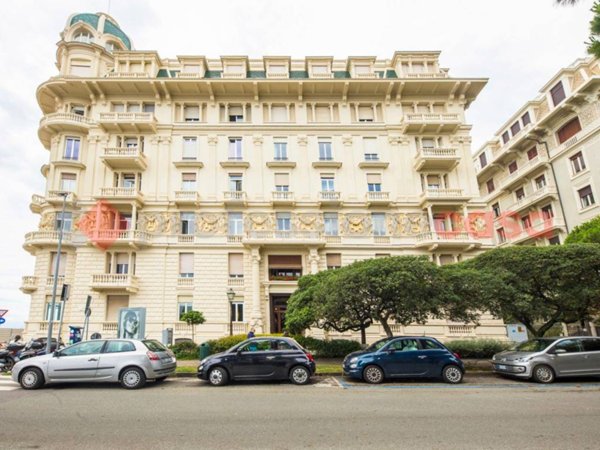 ufficio in affitto a Genova in zona Carignano