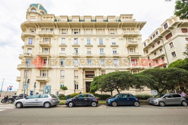 ufficio in affitto a Genova in zona Carignano