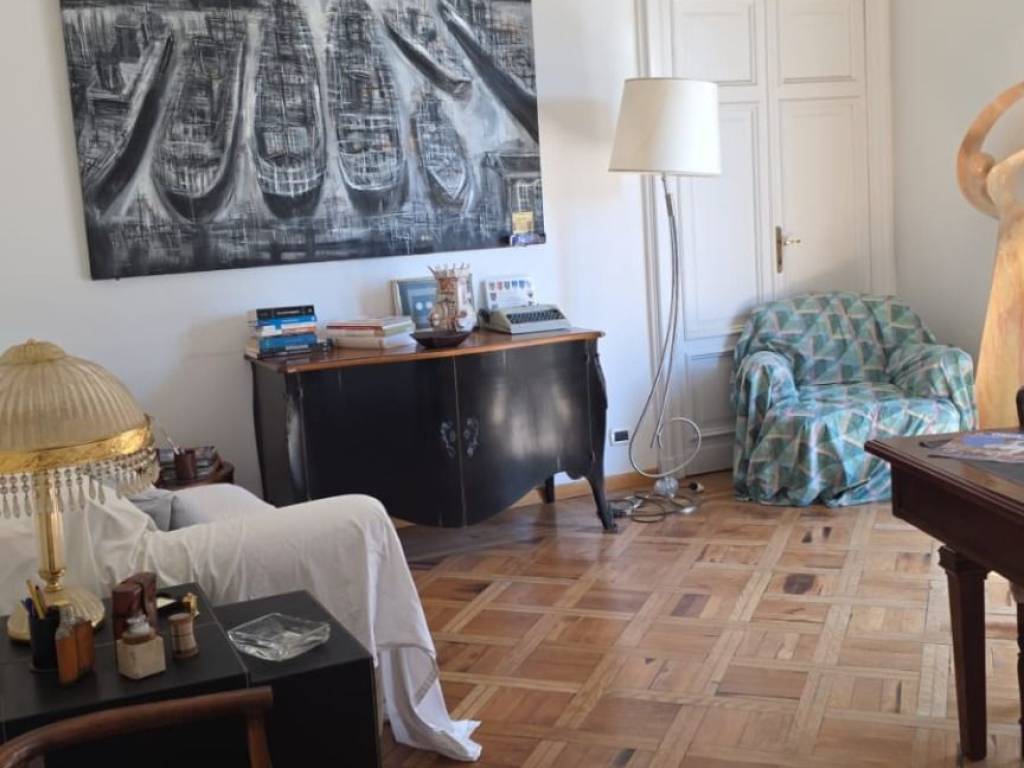 appartamento in affitto a Genova in zona Castelletto