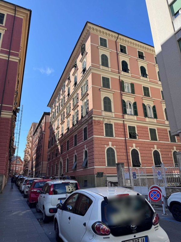 appartamento in affitto a Genova in zona Carignano