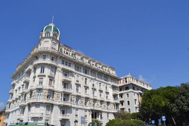 appartamento in affitto a Genova in zona Carignano