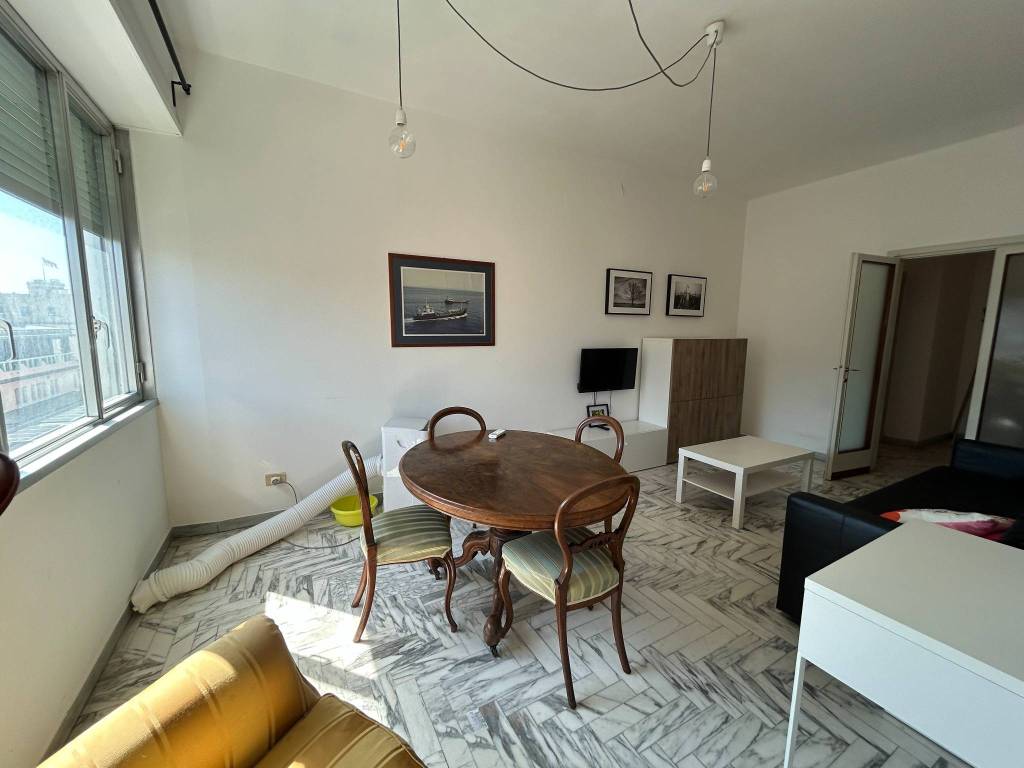 appartamento in affitto a Genova in zona Portoria / Piccapietra