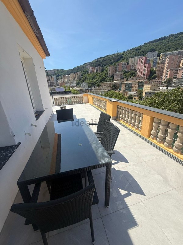 appartamento in affitto a Genova in zona Staglieno