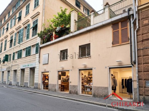 locale commerciale in affitto a Genova in zona Sestri Ponente