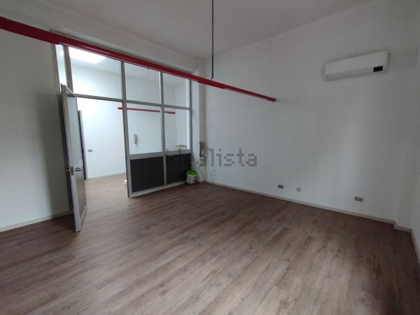 ufficio in affitto a Genova in zona Sturla