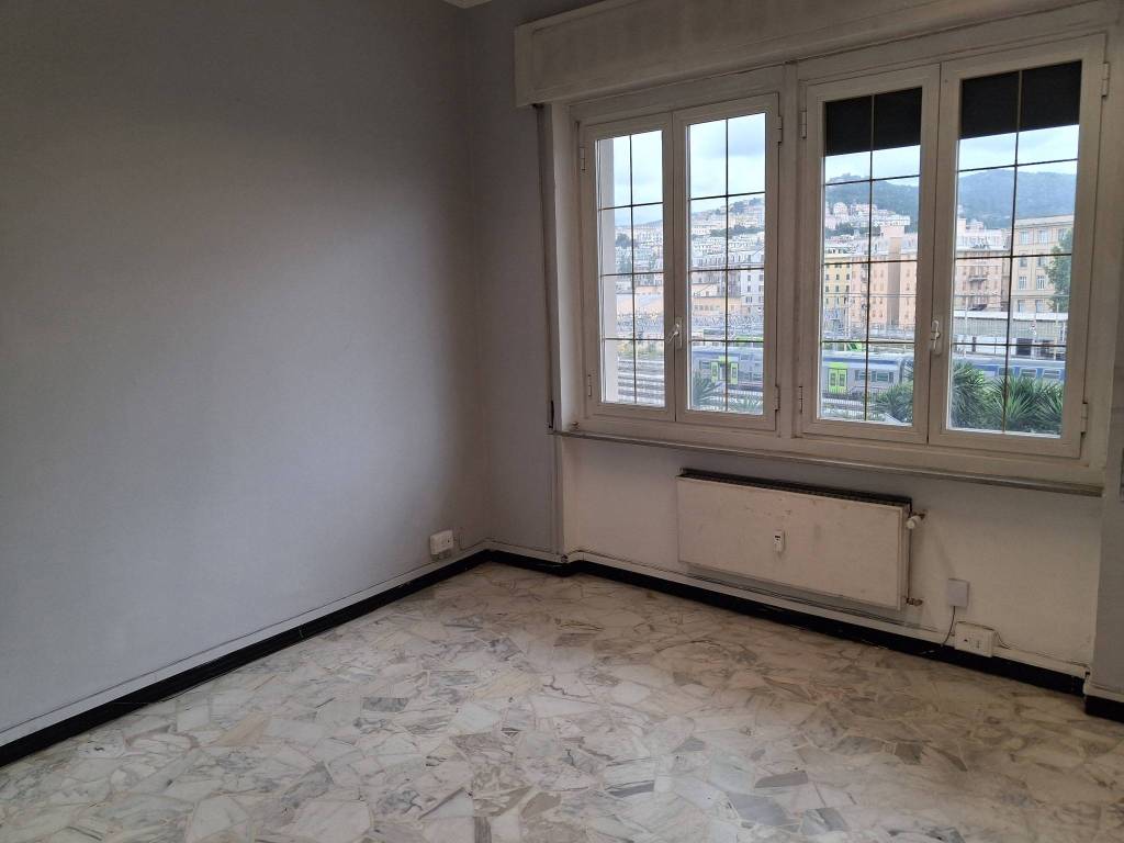 ufficio in affitto a Genova in zona Foce