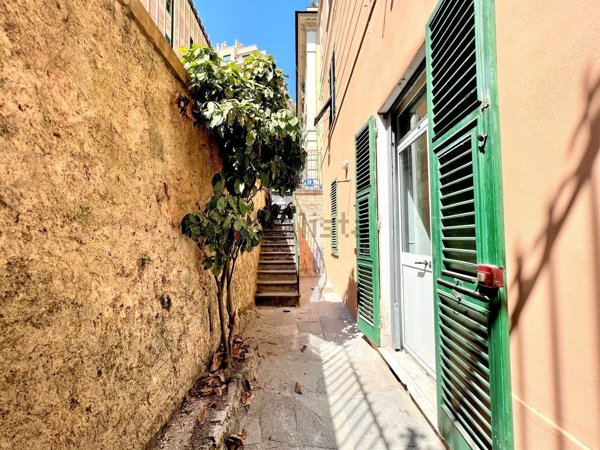appartamento in affitto a Genova in zona Portoria / Piccapietra