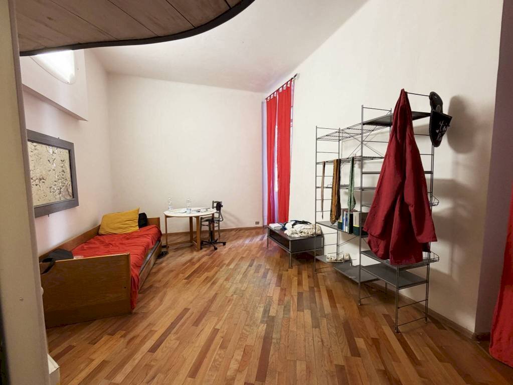 appartamento in affitto a Genova in zona Sottoripa / Maddalena / Molo