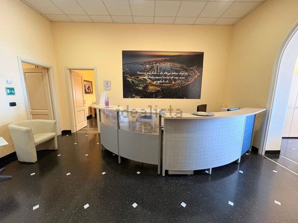 ufficio in affitto a Genova in zona Carignano