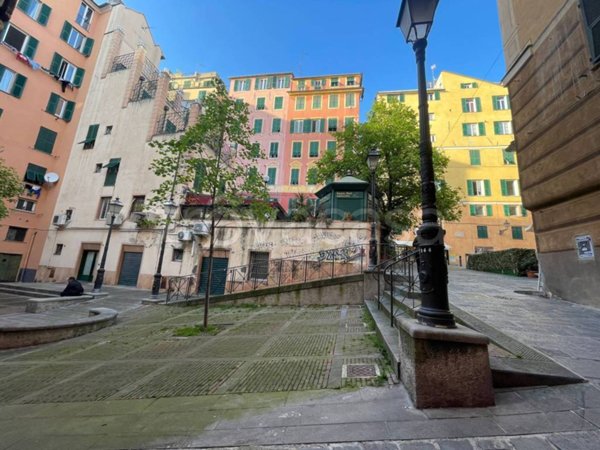 negozio in affitto a Genova in zona Centro Storico