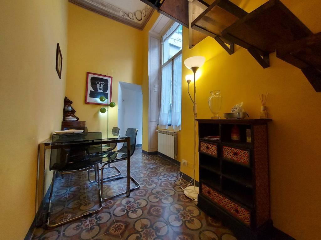 appartamento in affitto a Genova in zona Sottoripa / Maddalena / Molo