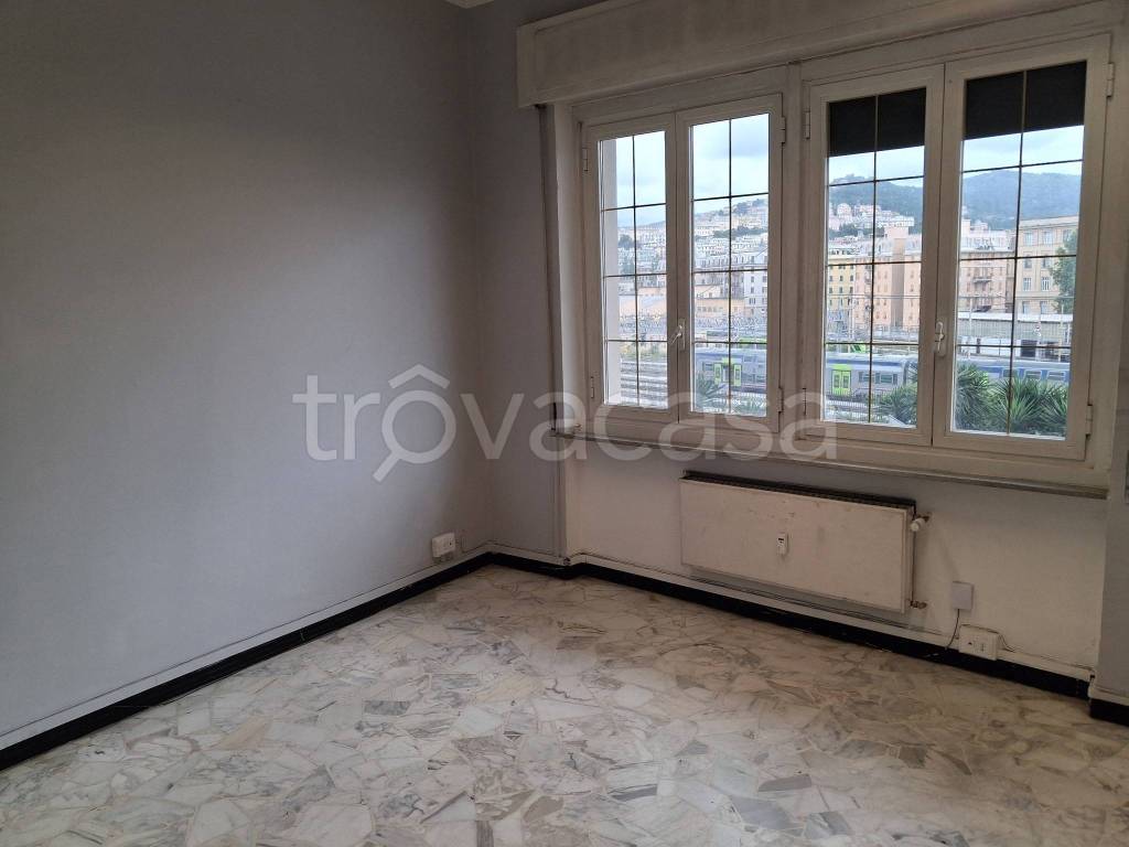 ufficio in affitto a Genova in zona Foce