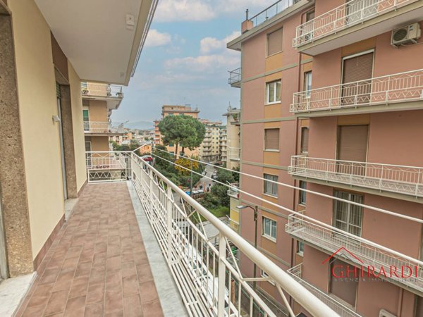 appartamento in affitto a Genova in zona Sestri Ponente