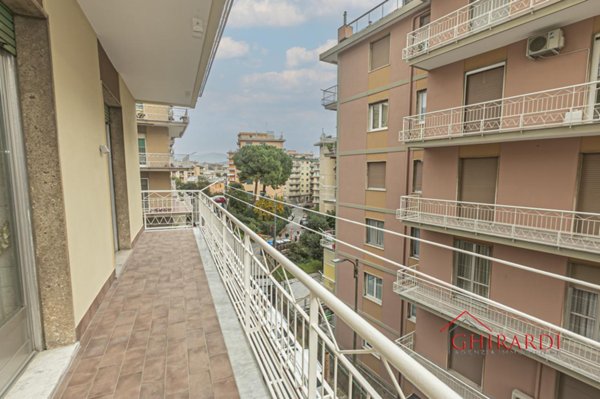 appartamento in affitto a Genova in zona Sestri Ponente
