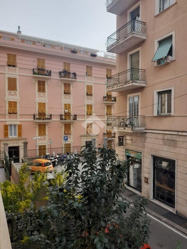appartamento in affitto a Genova in zona Castelletto