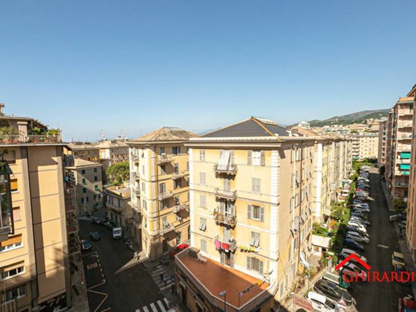 appartamento in affitto a Genova in zona Sestri Ponente