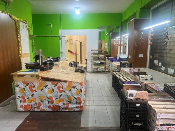 negozio in affitto a Genova in zona Bolzaneto