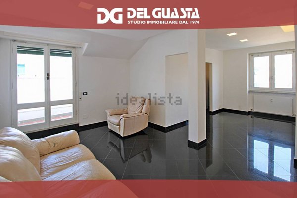 appartamento in affitto a Genova in zona Carignano