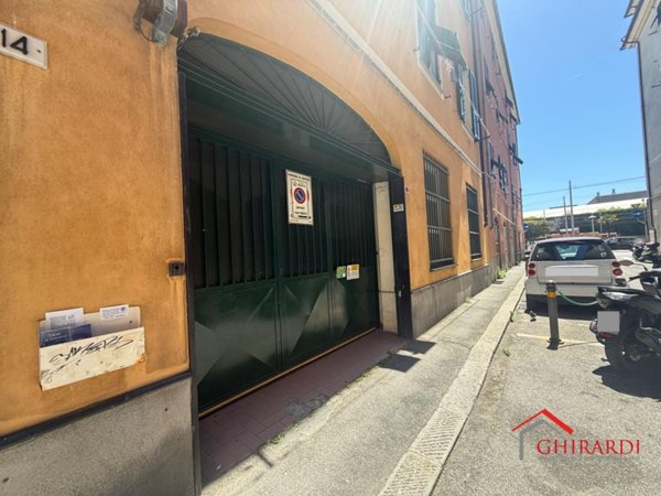 appartamento in affitto a Genova in zona Sestri Ponente