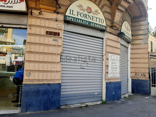 negozio in affitto a Genova in zona San Fruttuoso