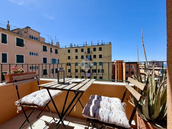 appartamento in affitto a Genova in zona Quarto dei Mille