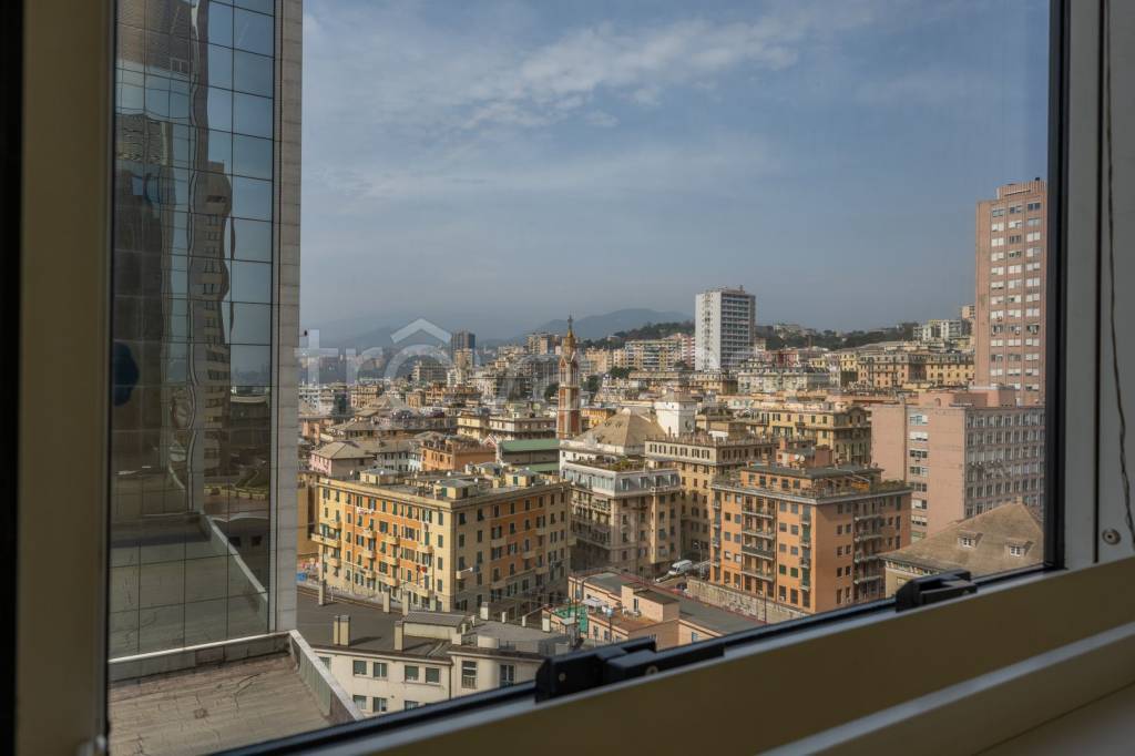 ufficio in affitto a Genova in zona Sampierdarena