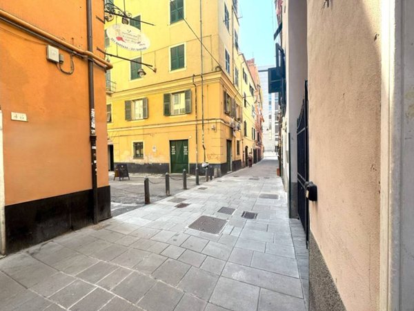 negozio in affitto a Genova