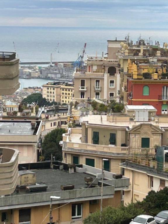 appartamento in affitto a Genova in zona Castelletto