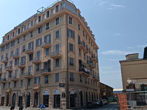 appartamento in affitto a Genova in zona Sestri Ponente
