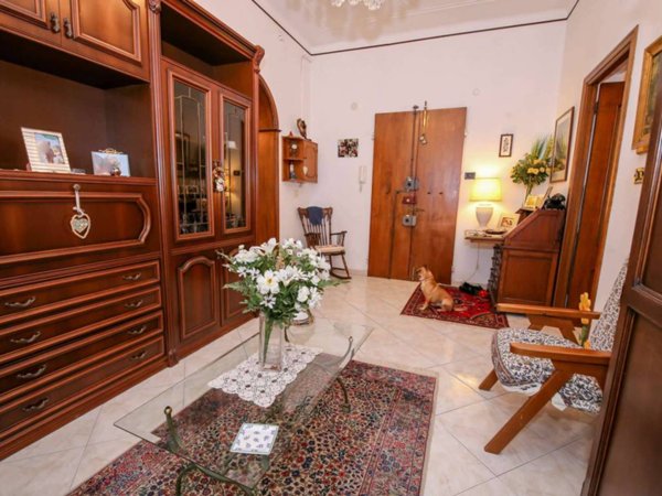 appartamento in affitto a Genova in zona Sestri Ponente