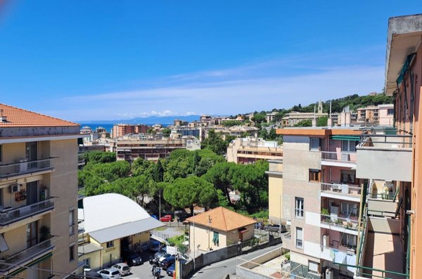 appartamento in affitto a Genova in zona Sestri Ponente