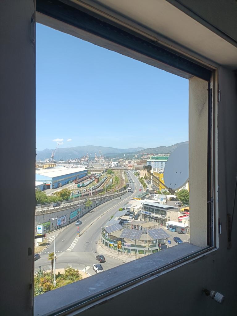 appartamento in affitto a Genova in zona Sestri Ponente