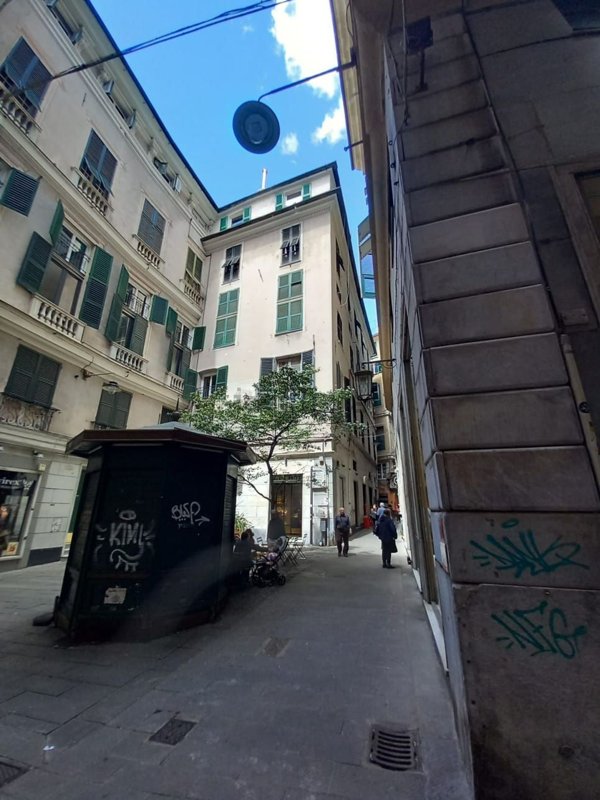 appartamento in affitto a Genova in zona Sottoripa / Maddalena / Molo