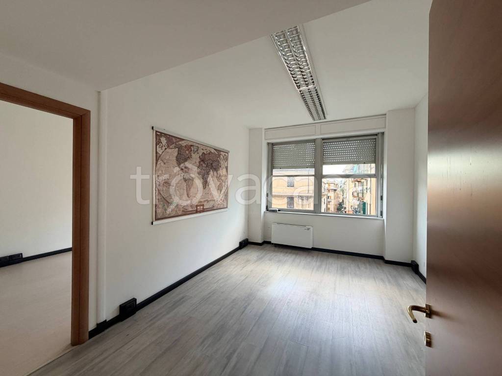 ufficio in affitto a Genova in zona Sampierdarena
