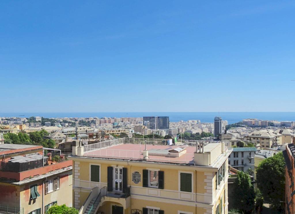 attico in affitto a Genova in zona Castelletto