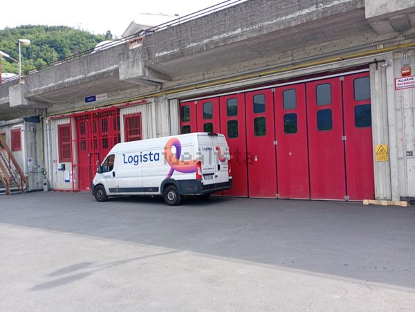 locale di sgombero in affitto a Genova in zona Struppa