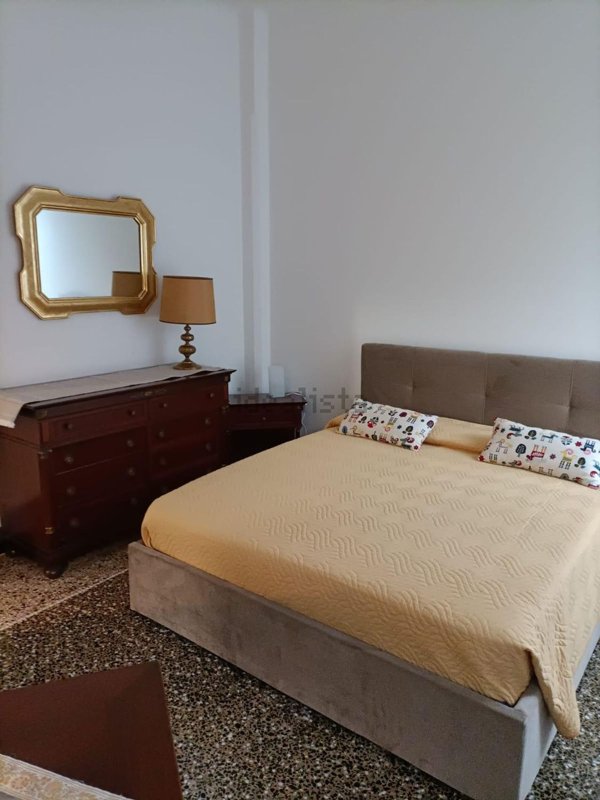 appartamento in affitto a Genova in zona Castelletto