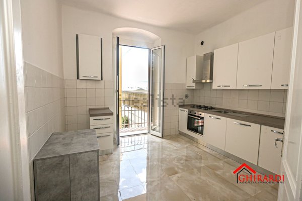 appartamento in affitto a Genova in zona Sestri Ponente