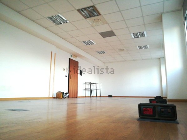 ufficio in affitto a Genova in zona Cornigliano