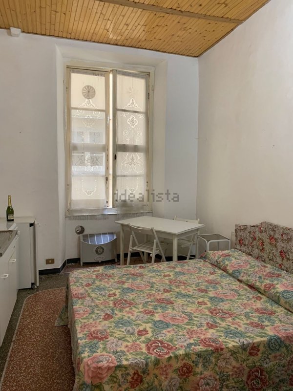 appartamento in affitto a Genova in zona Sottoripa / Maddalena / Molo