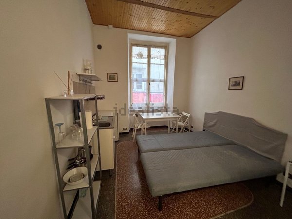 appartamento in affitto a Genova in zona Sottoripa / Maddalena / Molo