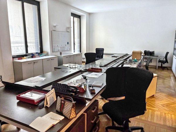 ufficio in affitto a Genova in zona San Vincenzo