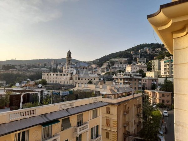 appartamento in affitto a Genova in zona Castelletto