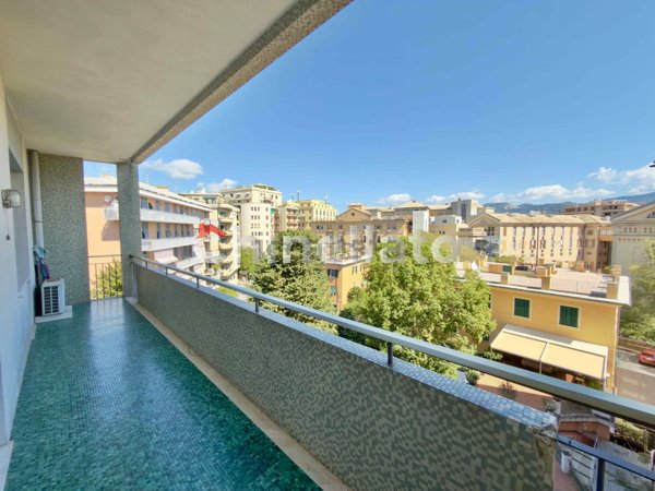 appartamento in affitto a Genova in zona Carignano