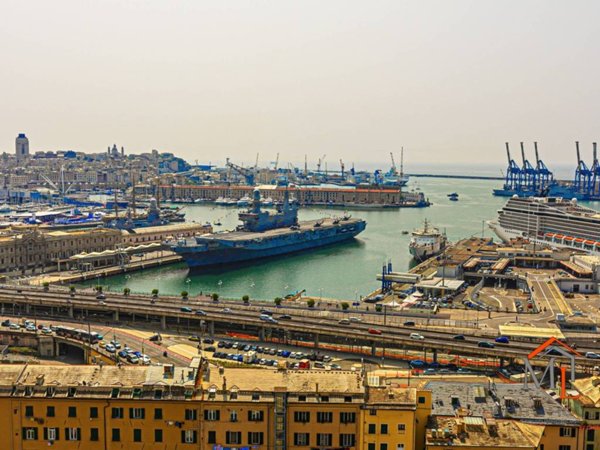 appartamento in affitto a Genova in zona Lagaccio / Granarolo