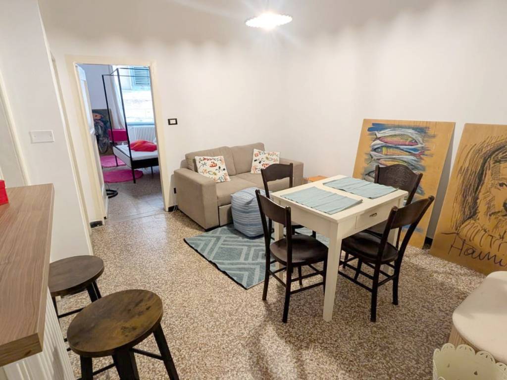 appartamento in affitto a Genova in zona Sottoripa / Maddalena / Molo