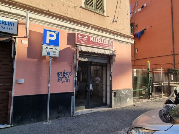 ufficio in affitto a Genova in zona Marassi